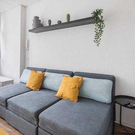Spacious 2 Bedroom Apartment Hamburg Luaran gambar