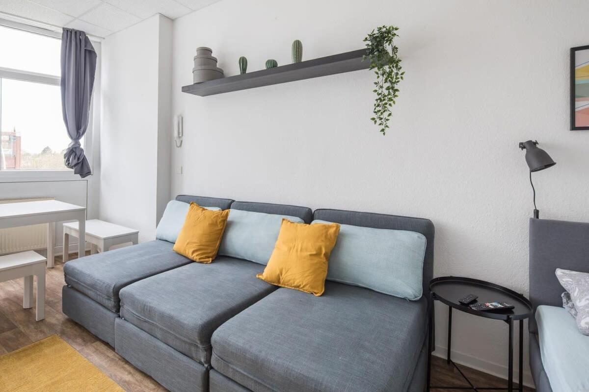 Spacious 2 Bedroom Apartment Hamburg Luaran gambar